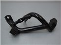 SOPORTE ESTRIBO TRASERO IZQUIERDO - KYMCO PEOPLE 50 2005-2008